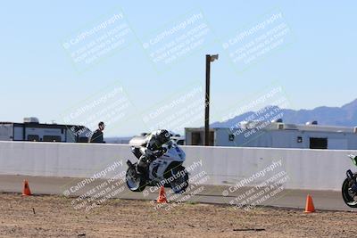 media/Jan-22-2023-CVMA (Sun) [[66d43cdebf]]/Race 11 Stock 1000 Shootout/